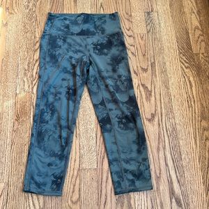 Green and black Athleta leggings